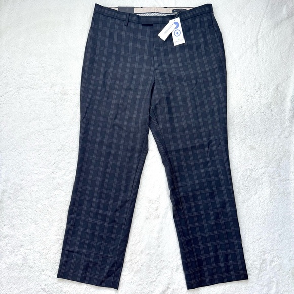 Banana Republic Other - Banana Republic Pants Men’s 38x32 Black Check Slim Fit 100% Wool Career NEW
